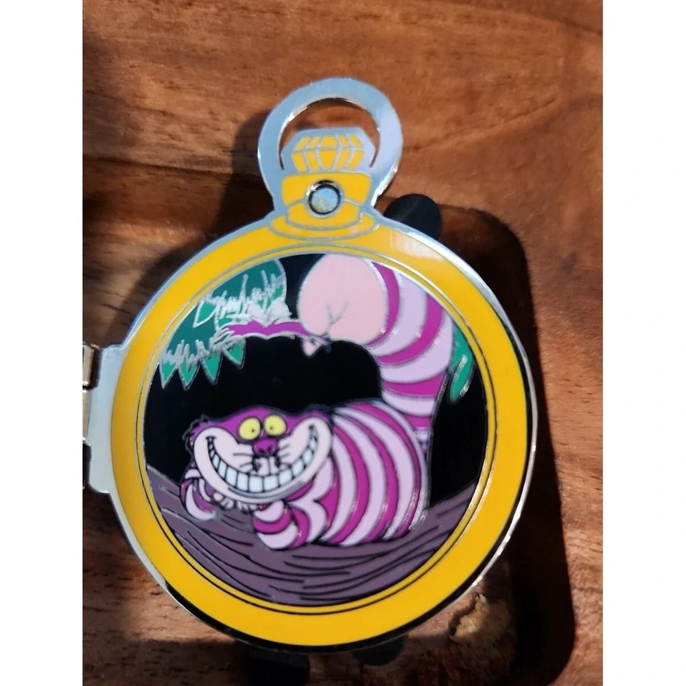 Disney Pin CHESHIRE CAT POCKET WATCH ALICE Artist Proof LE Only 25 made AP 00049 - Picture 2 of 4